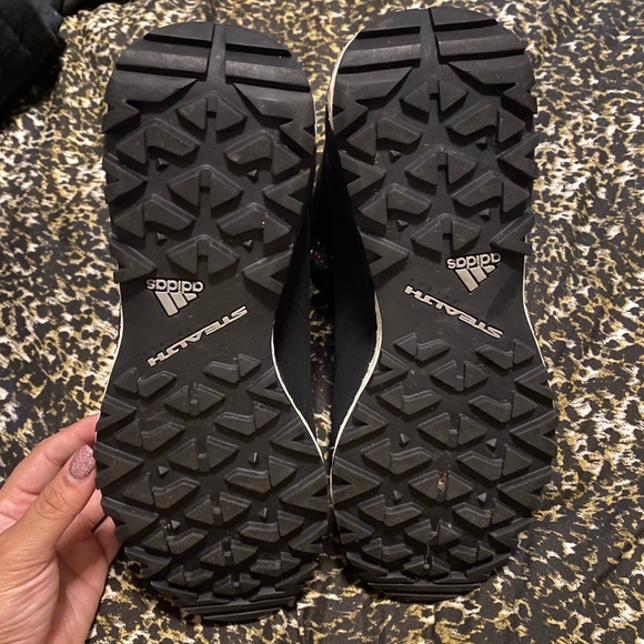 Black microsuede water repellent hiking boots - Picture 6 of 6